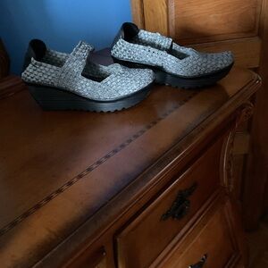 Stylish Gray Woven Men's Shoes
